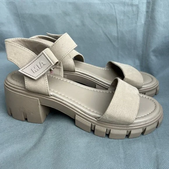 Mia Platform Chunky Lug Sole Ankle Strap Sandals Stone Gray Size 8 Shoes - Picture 2 of 8